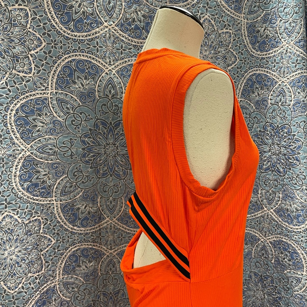 Ribbed maxi dress - Picture 8 of 16